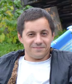 Роман Роман